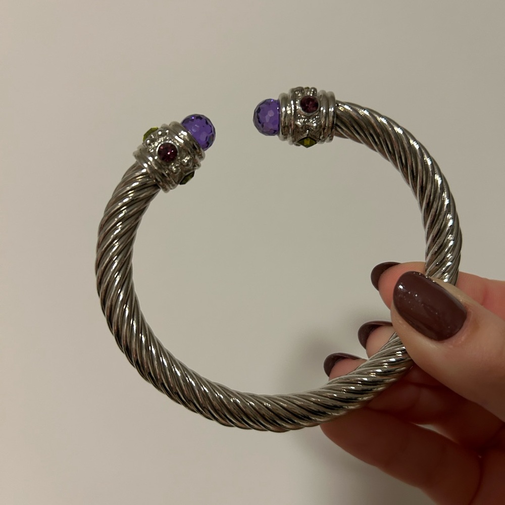 statement bracelet!